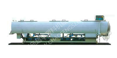 真空定徑機(jī)、牽引裝置、切割裝置